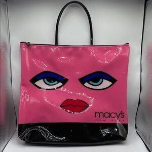 Macy’s Vintage Pink & Black Graphic Zip Tote Bag – Bold Artistic Print